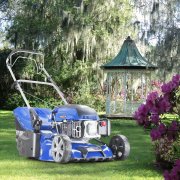 Hyundai HYM430SPR Self Propelled 17" / 43cm Petrol Roller Lawn Mower