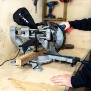 Hyundai HYMS1500E 1500W Electric Mitre Saw / Chop Saw with 210mm Blade, 230V