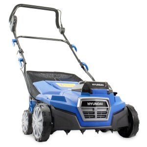 Hyundai HY2196 20V MAX Cordless Lawn Scarifier, Aerator & Dethatcher Rake - 2x 2Ah Li-Ion batteries + charger