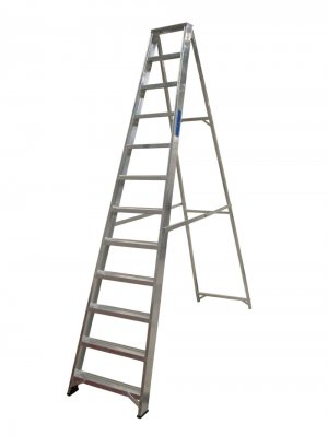 Lyte NESS12 Professional Swingback Stepladder 12 Tread Certified EN131-2